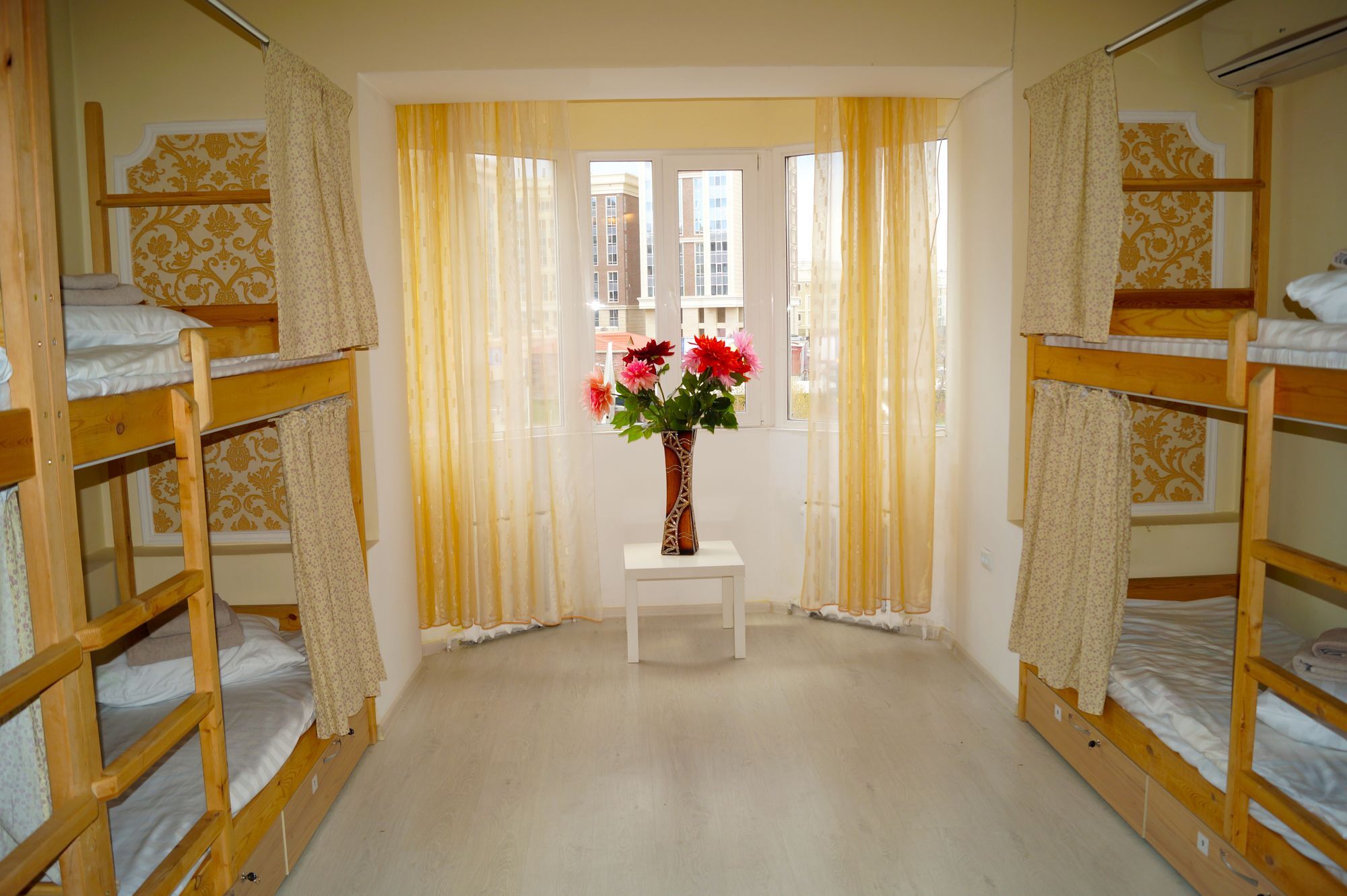 Hostel Nice Travel Astana Eksteriør billede
